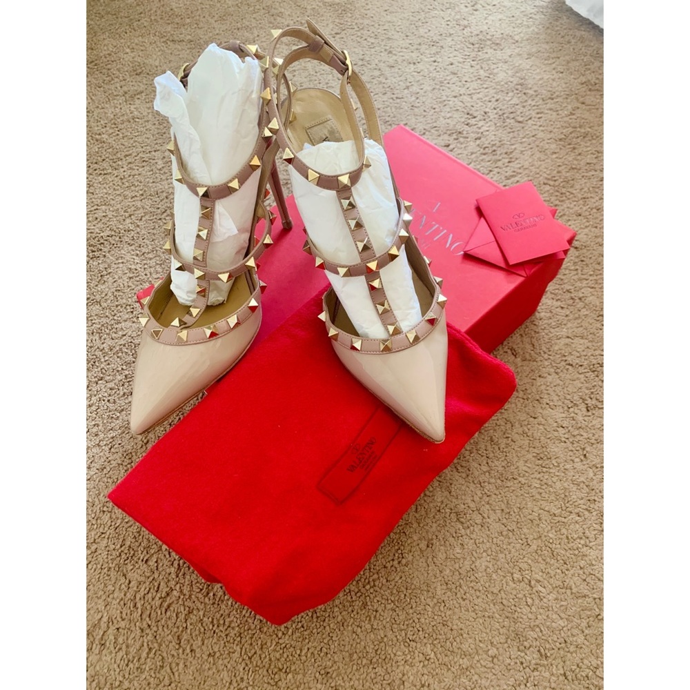 ✨ SOLD ✨Valentino Rockstuds w/Box and Dust Bag - Picture 5 of 12